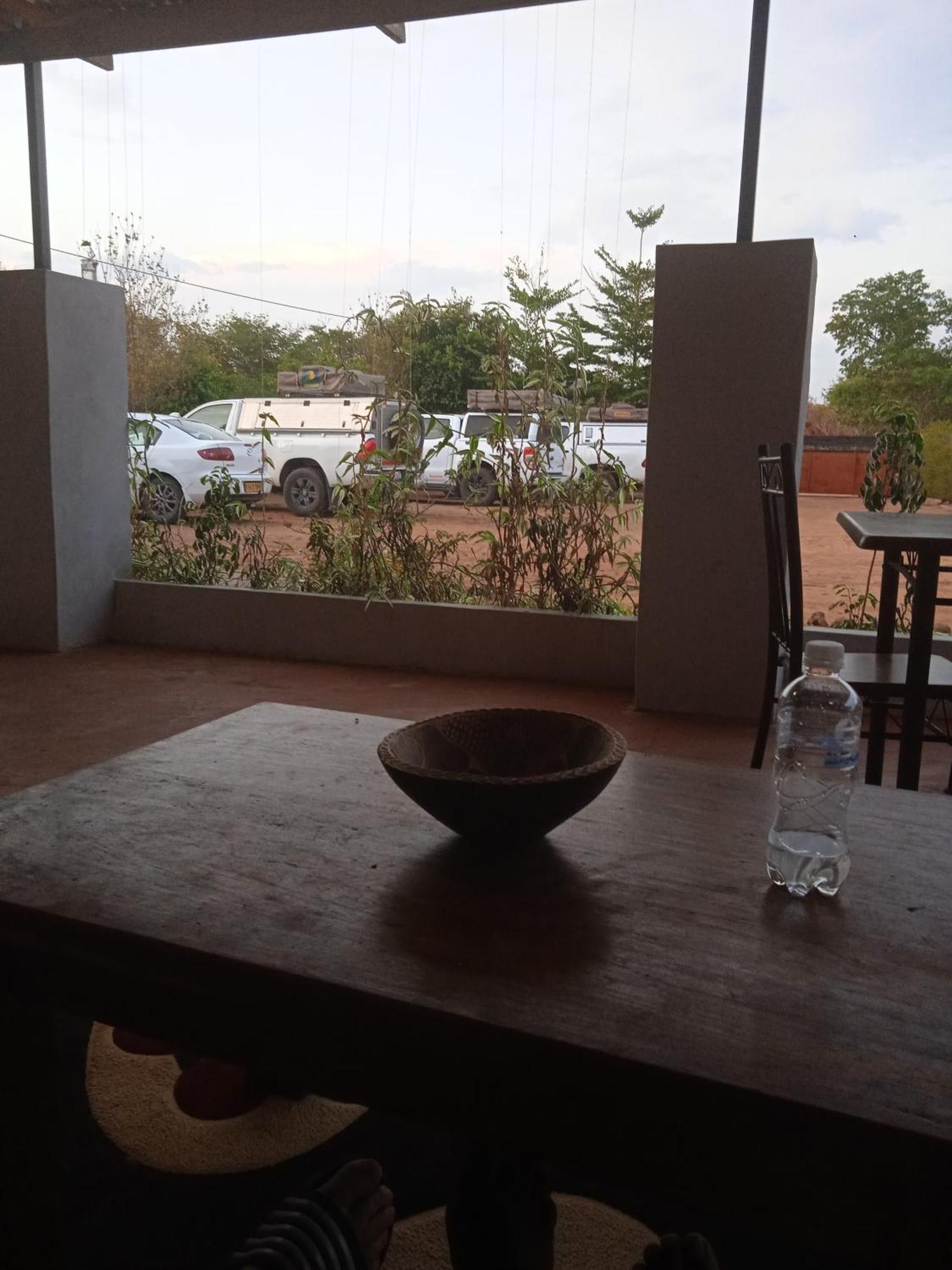 Sunshinevibe Guest House Kasane Bagian luar foto