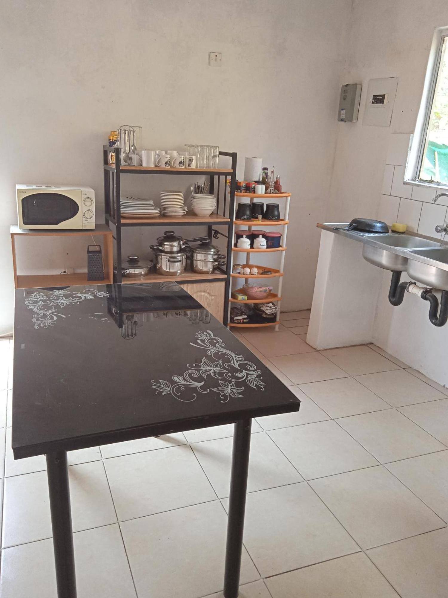 Sunshinevibe Guest House Kasane Bagian luar foto