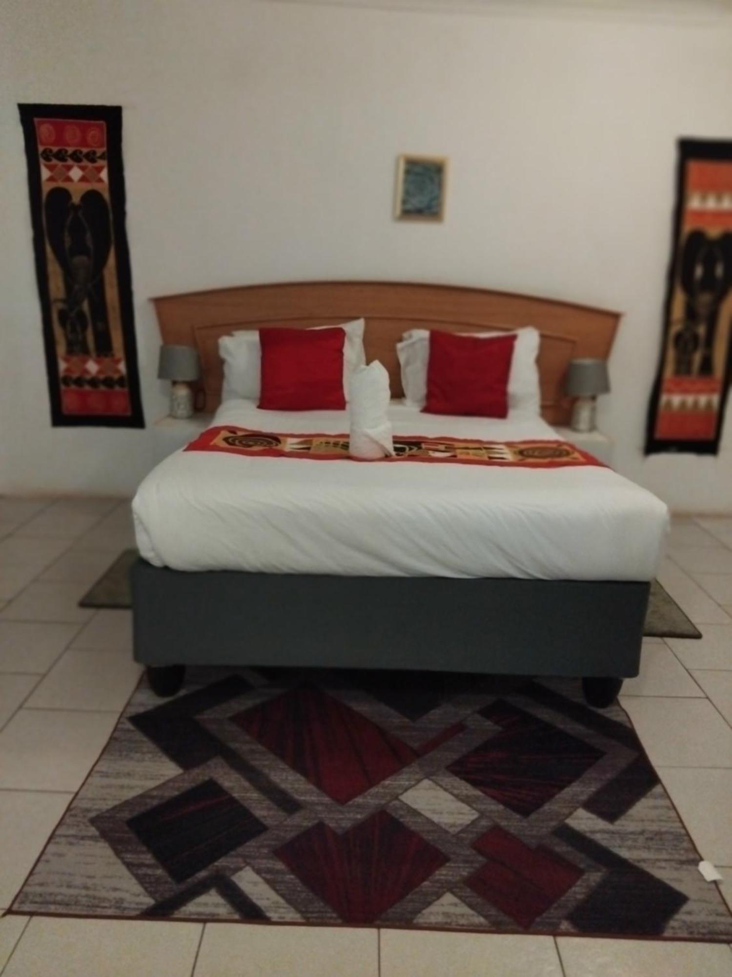 Sunshinevibe Guest House Kasane Bagian luar foto